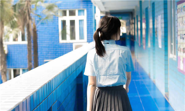 桑植如何找到一个可以帮助我生孩子的女人？
